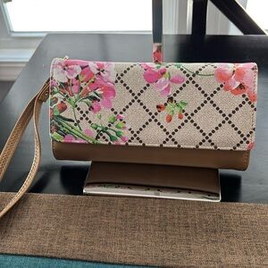 NWT - AR NEW YORK Floral Snap Closure Wallet - Khaki